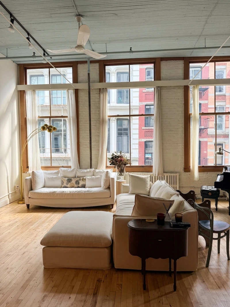 2 bedroom in SoHo photo 2
