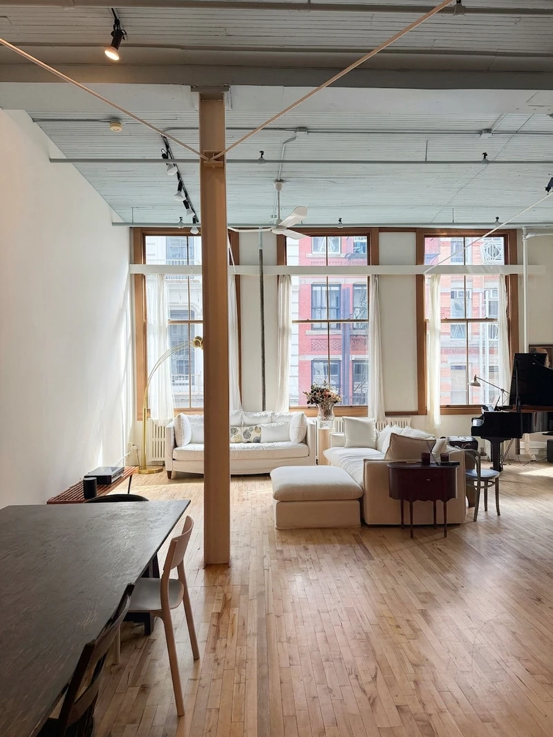 2 bedroom in SoHo photo 9