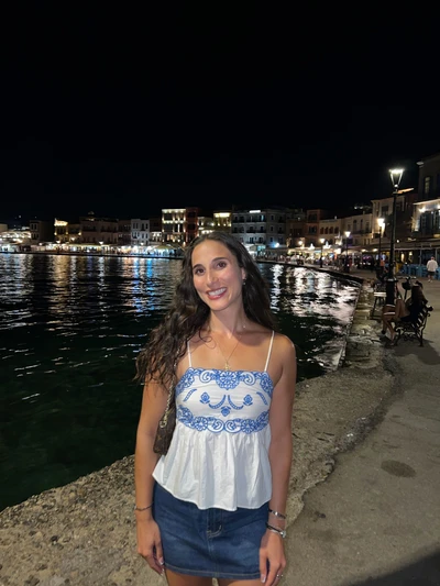 Eleni D.