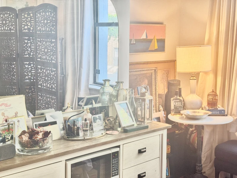 a studio in Upper West Side photo 4