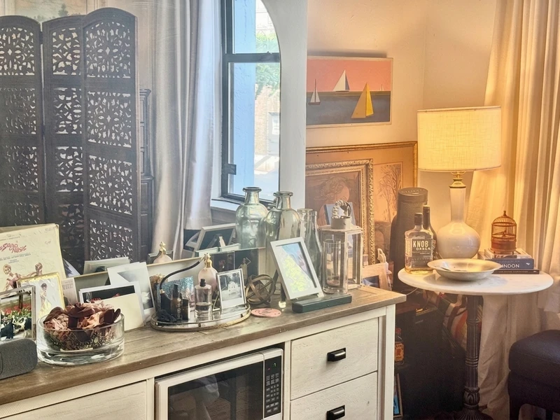 a studio in Upper West Side photo 4