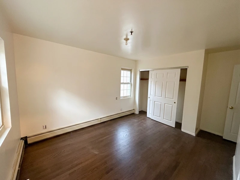 1 bedroom in Flushing