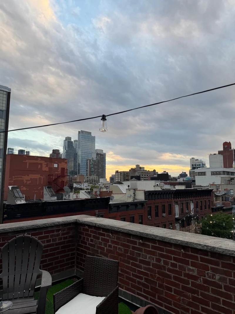 private room in Hell's Kitchen photo 6