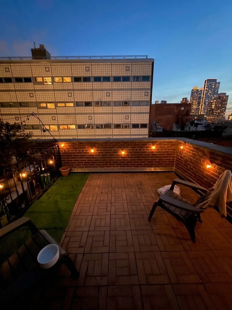 private room in Hell's Kitchen photo 5