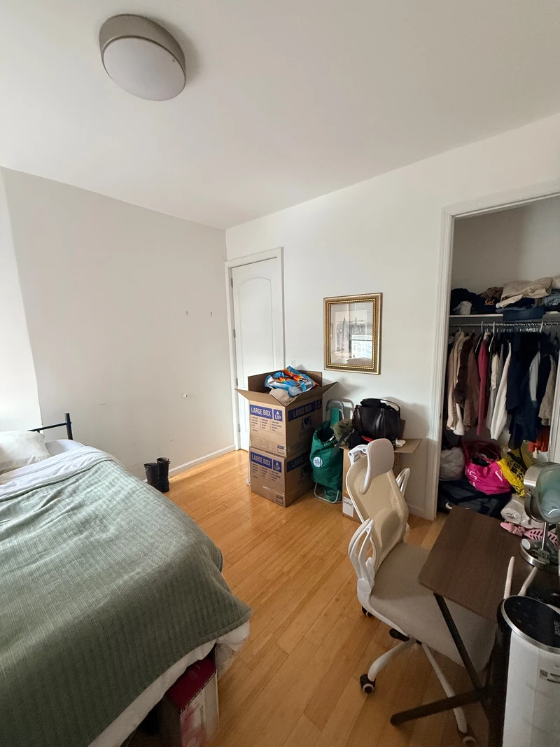 private room in Hamilton Heights photo 4