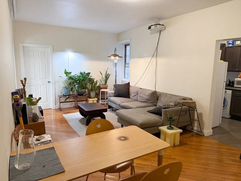 1 bedroom in Clinton Hill photo 4