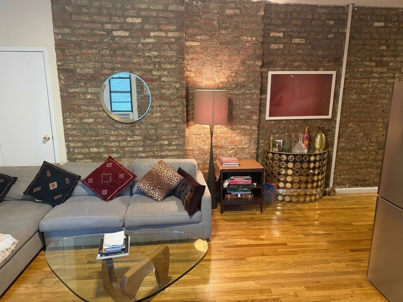 a room in Brooklyn photo 5