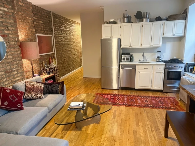 private room in Williamsburg photo 3