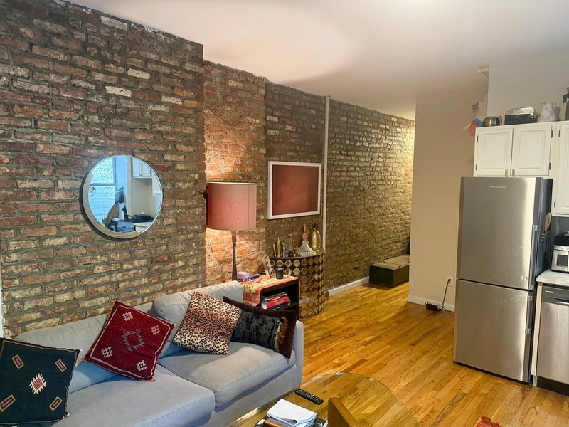 a room in Brooklyn photo 3