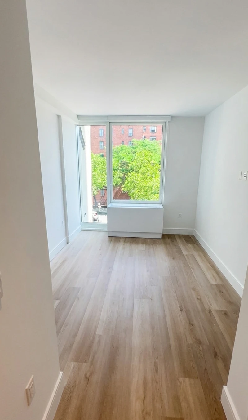 2 bedroom in East Village photo 5