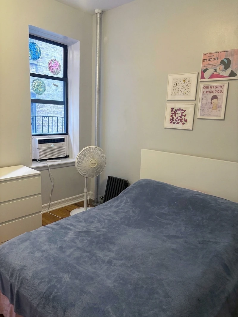 private room in Washington Heights photo 2