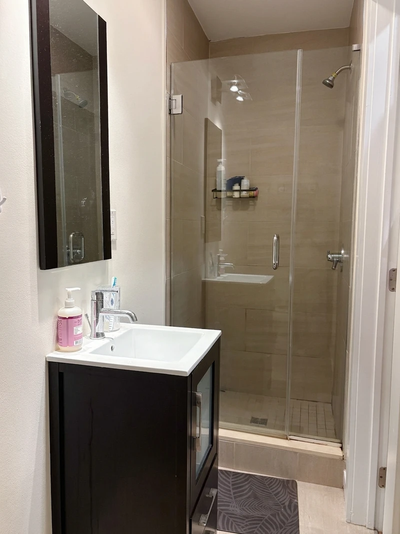 private room in University City photo 5