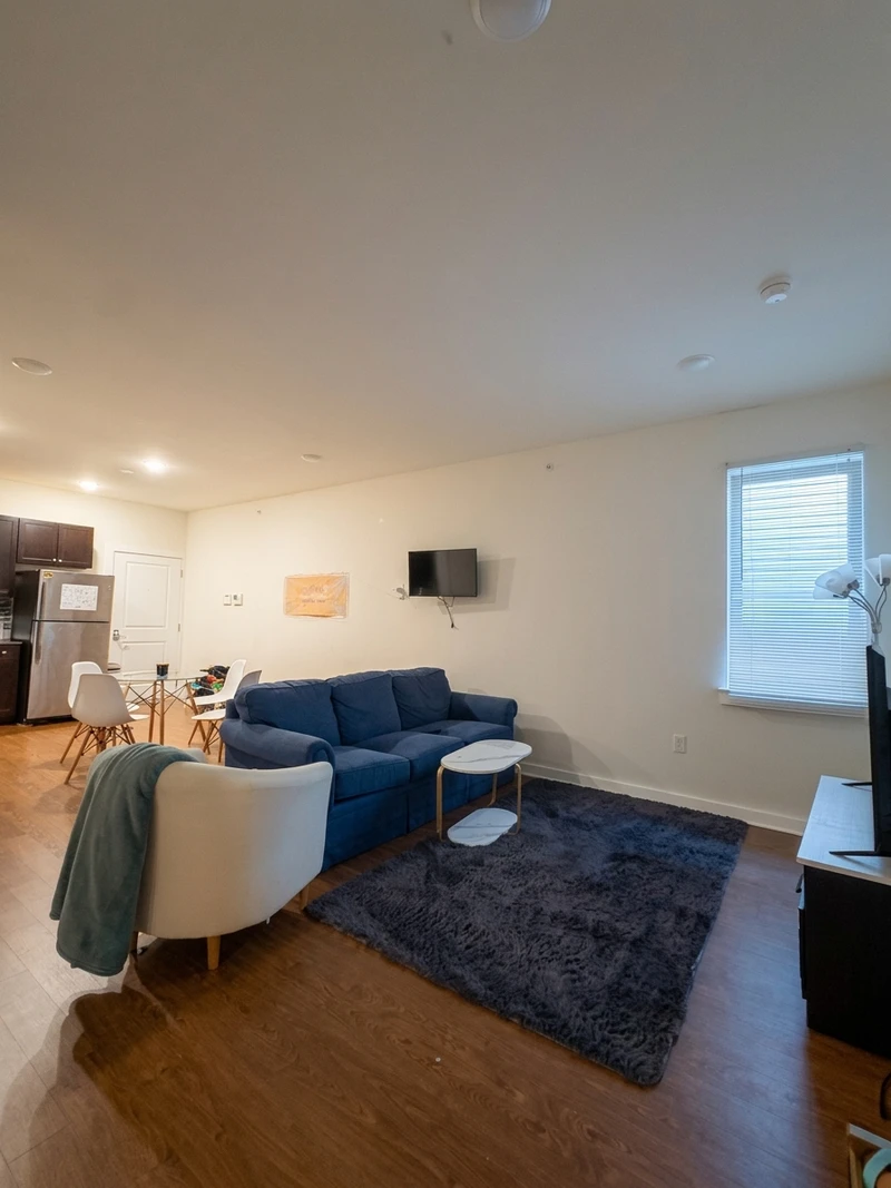 private room in University City photo 2