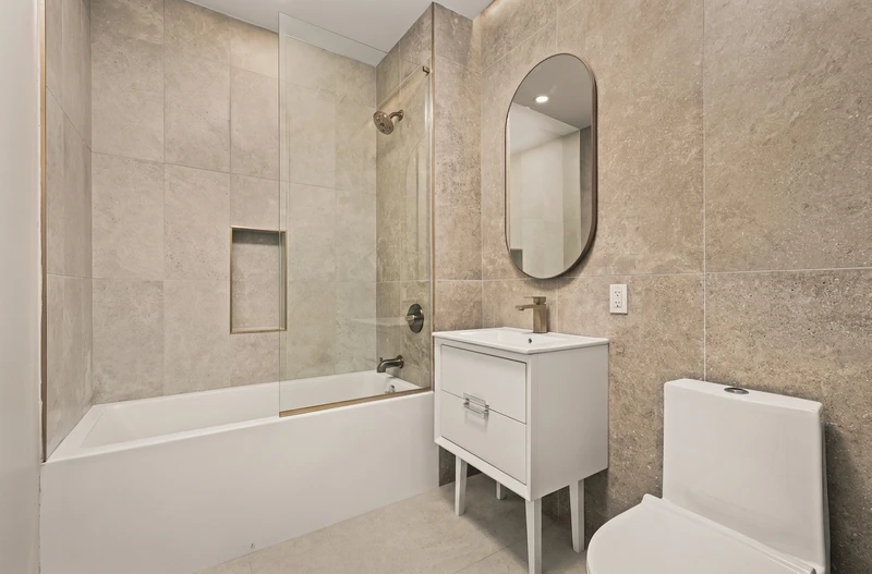 1 bedroom in LIC photo 4