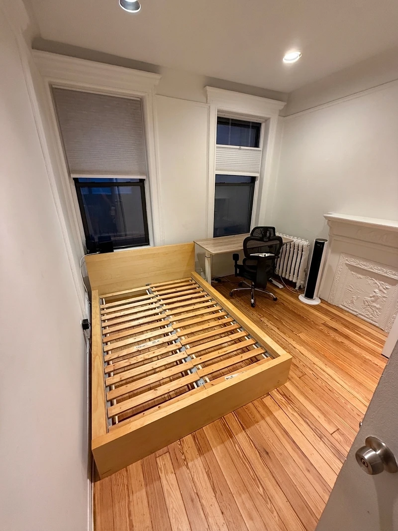 private room in Midtown East photo 5