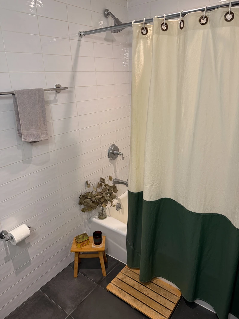 a studio in Flatbush photo 8