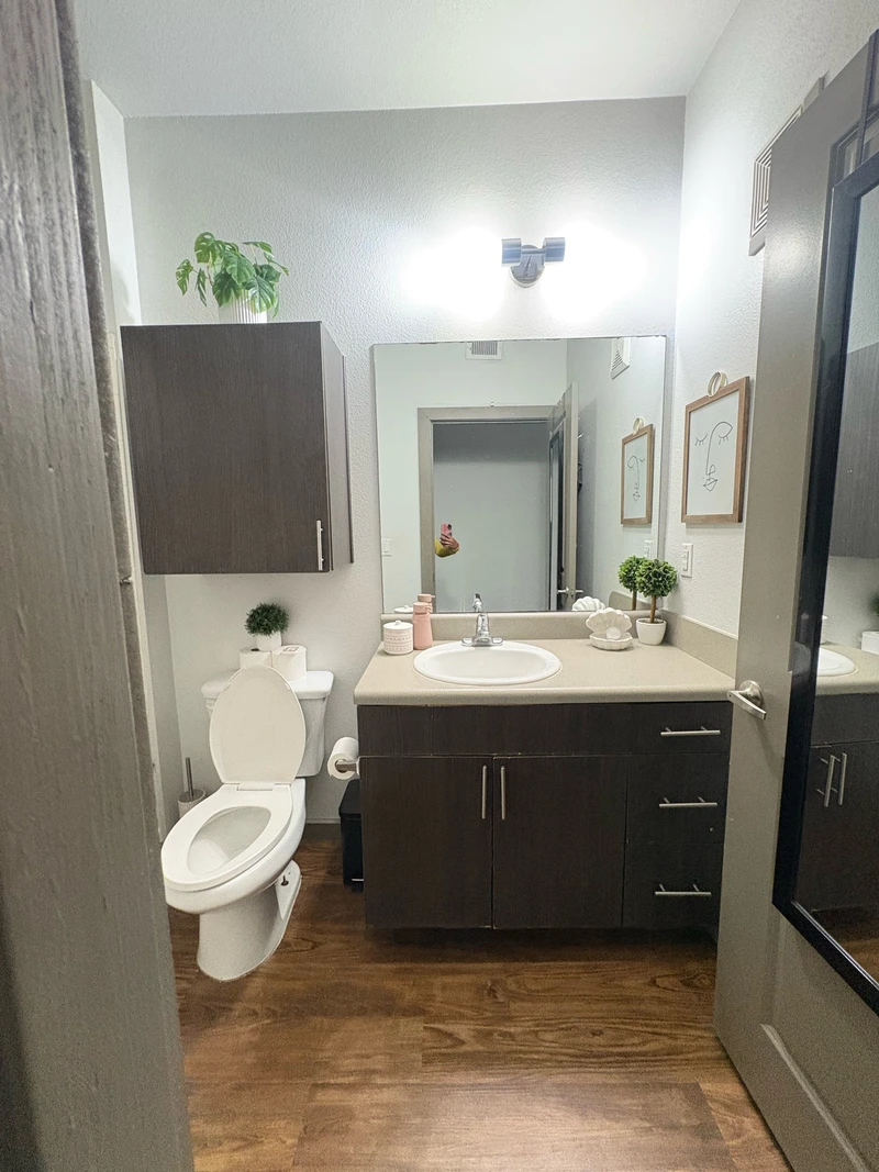 a room in South Side photo 9
