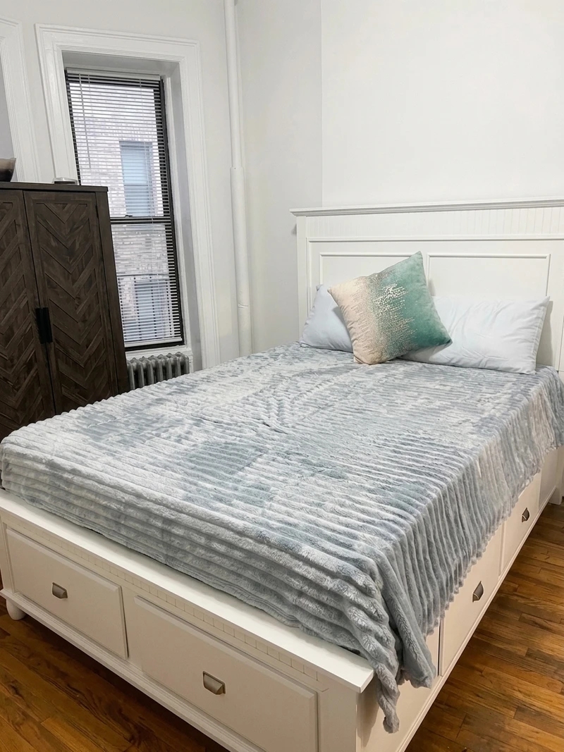 a studio in Stuyvesant Heights photo 5