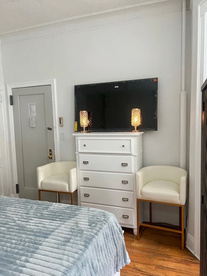 a studio in Stuyvesant Heights photo 4