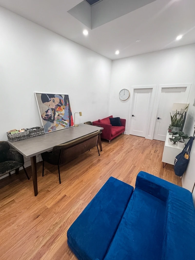 3+ bedroom in Ocean Hill photo 5
