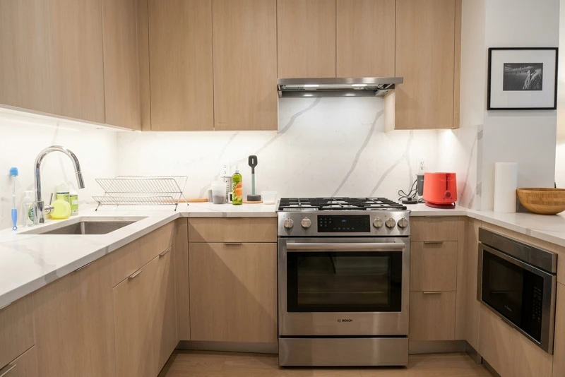 2 bedroom in Bedford-Stuyvesant photo 6