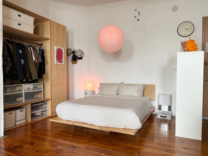 a studio in Bushwick photo 3