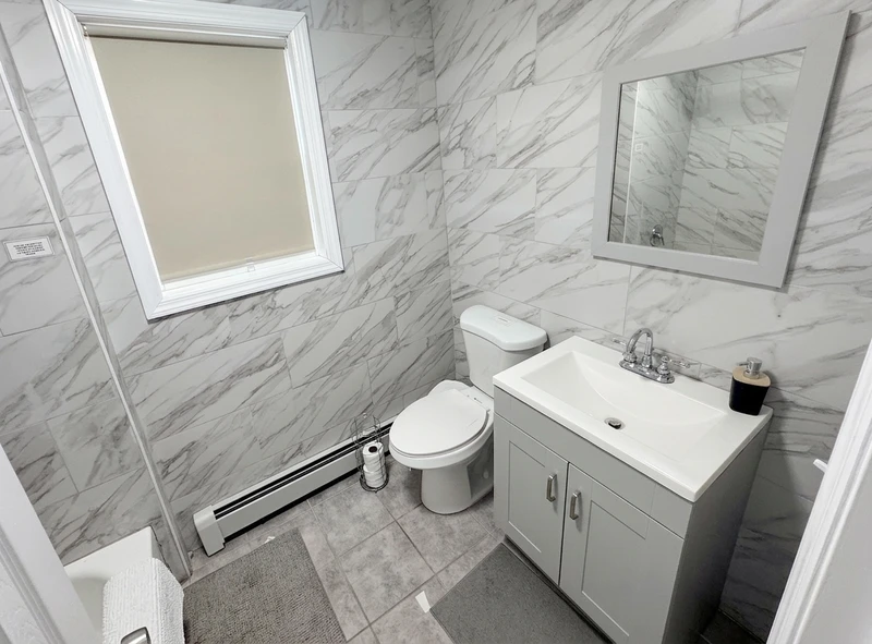 a room in Silver Lake photo 11