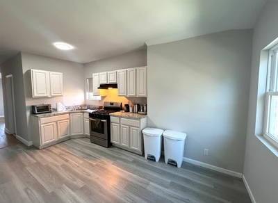 a room in Silver Lake