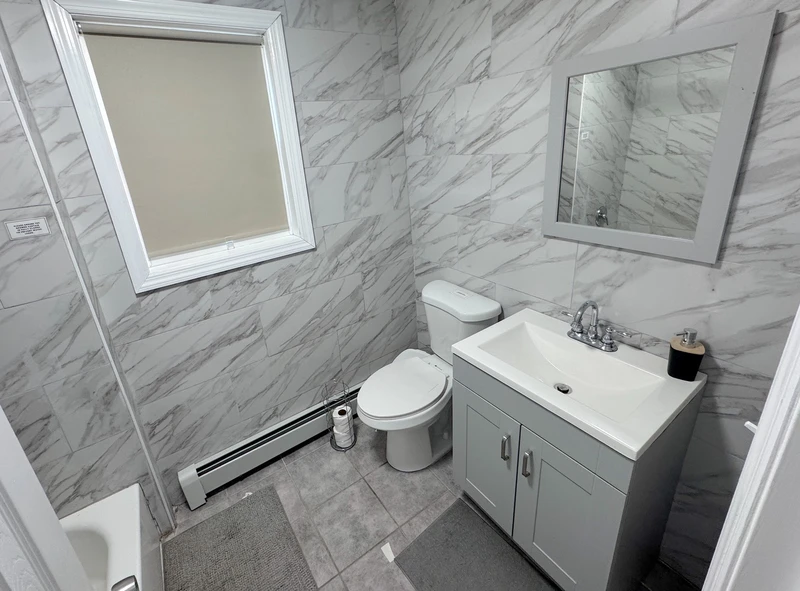 a room in Silver Lake photo 11