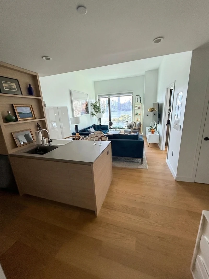 1 bedroom in Greenpoint photo 8
