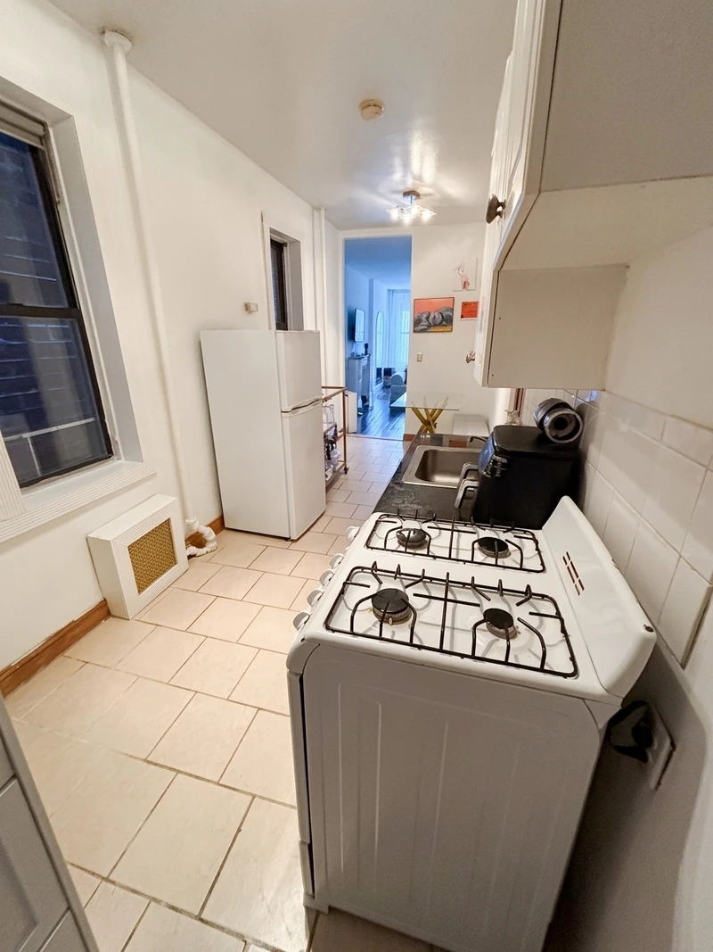 1 bedroom in Chelsea photo 3