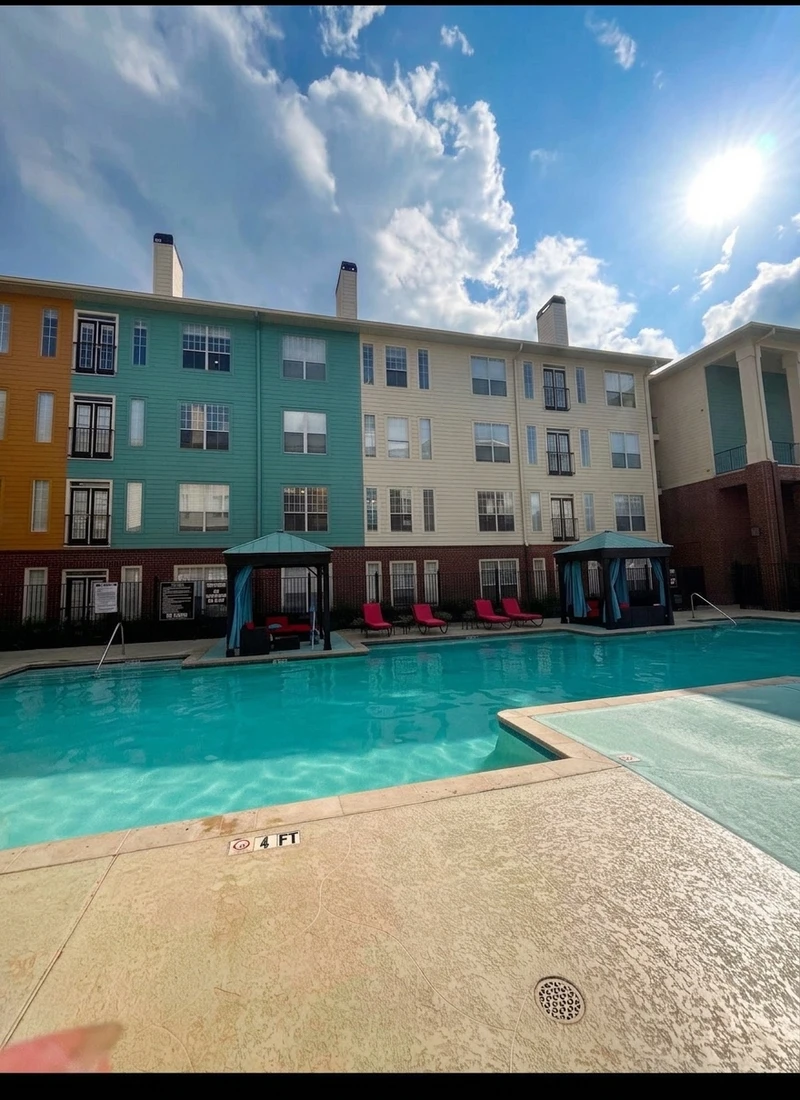1 bedroom in Midtown Atlanta photo 4