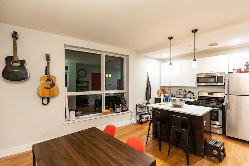 1 bedroom in Williamsburg photo 9