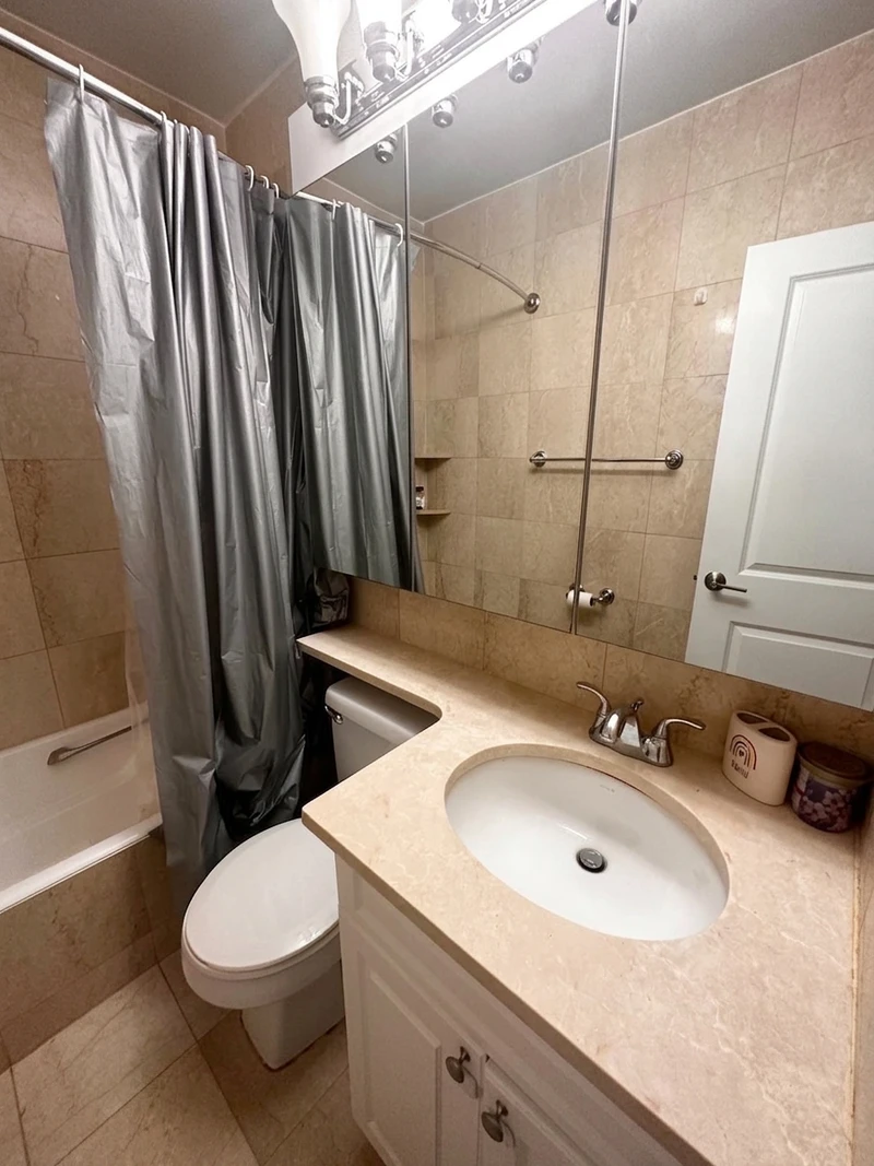 a room in Upper East Side photo 6