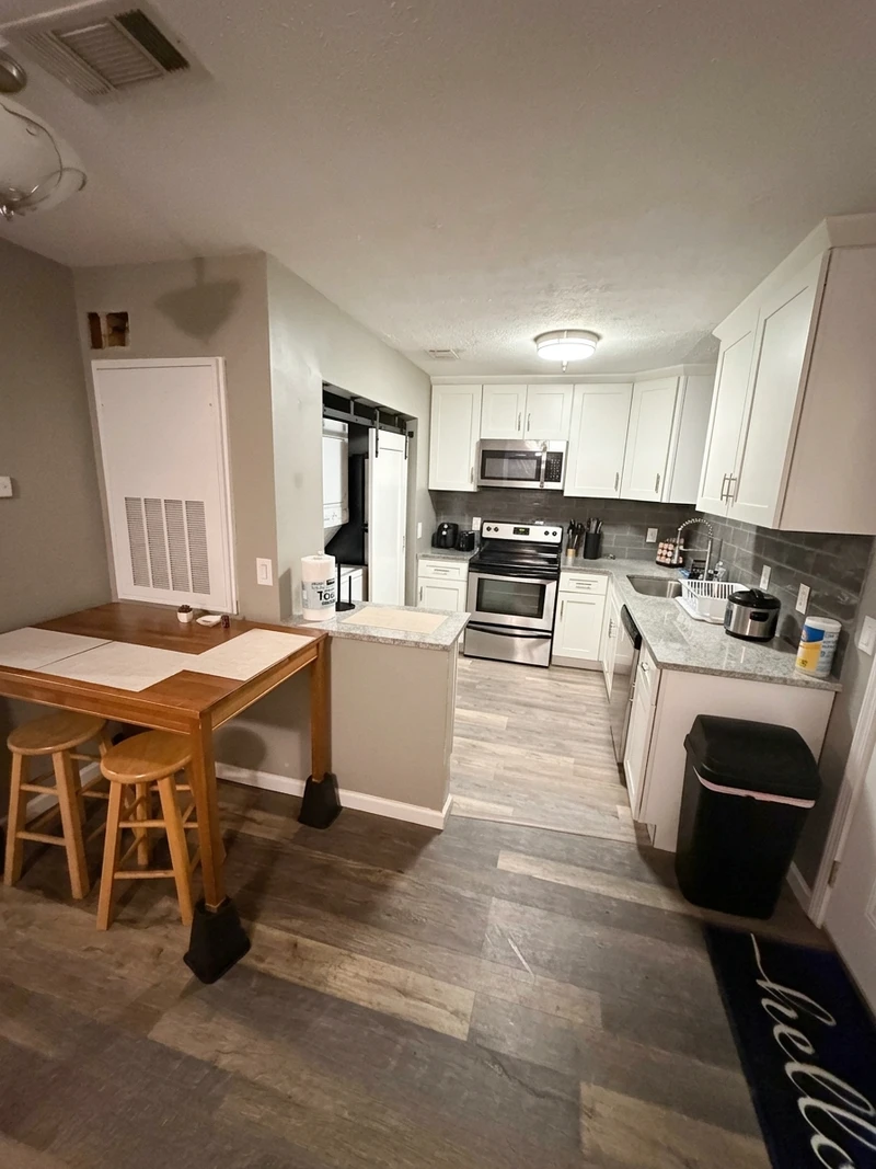 private room in Midtown photo 5
