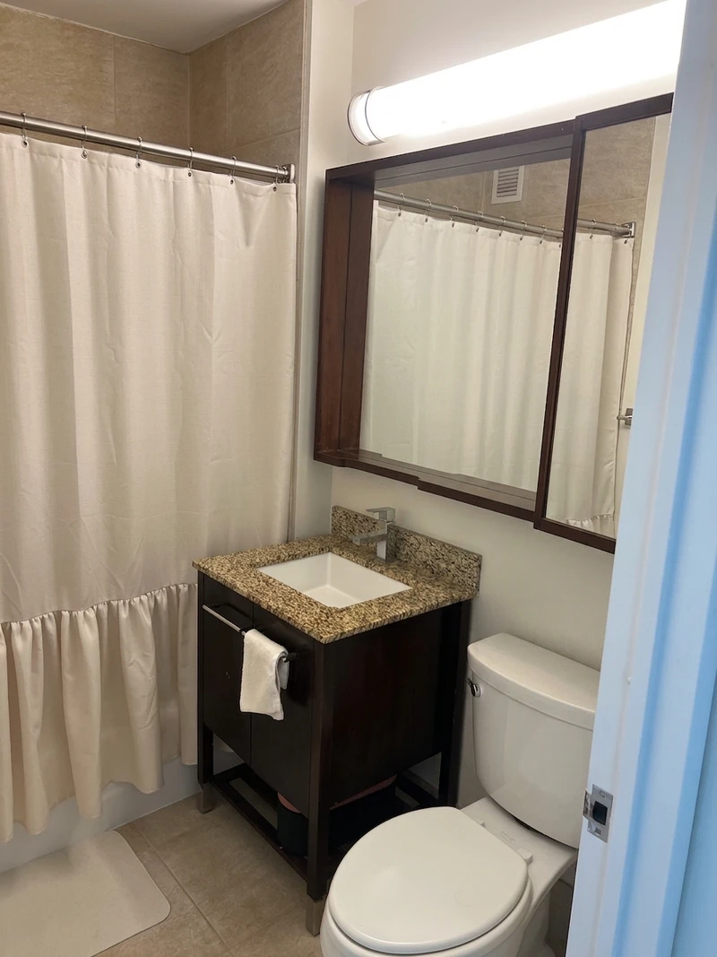 1 bedroom in Koreatown photo 7