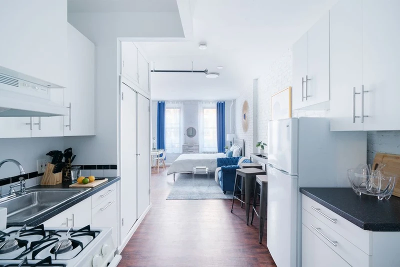 a studio in Upper East Side photo 5