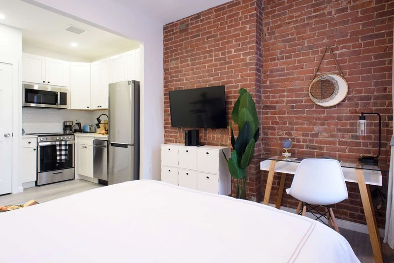 a studio in Upper East Side photo 3