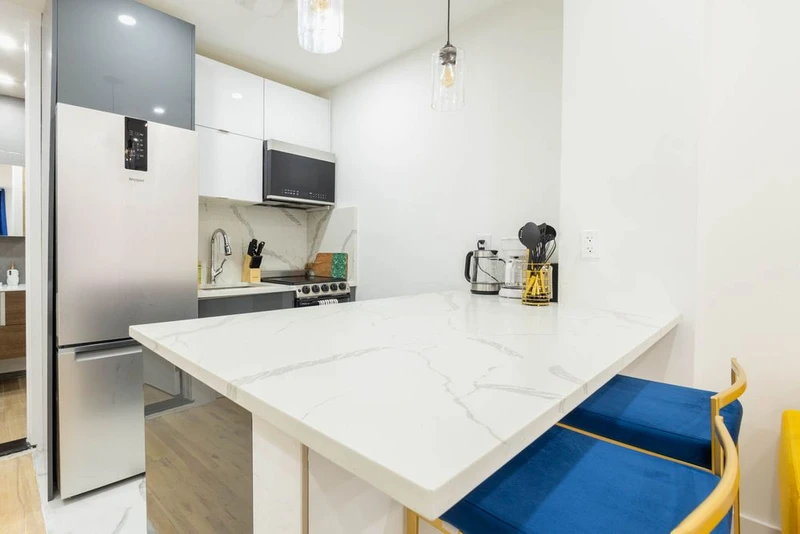 a studio in Upper East Side photo 5