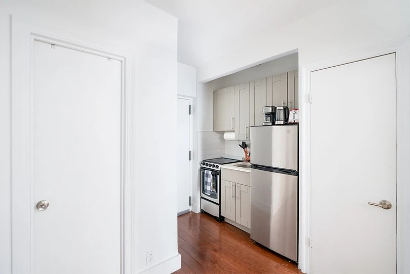 1 bedroom in Hell's Kitchen photo 7