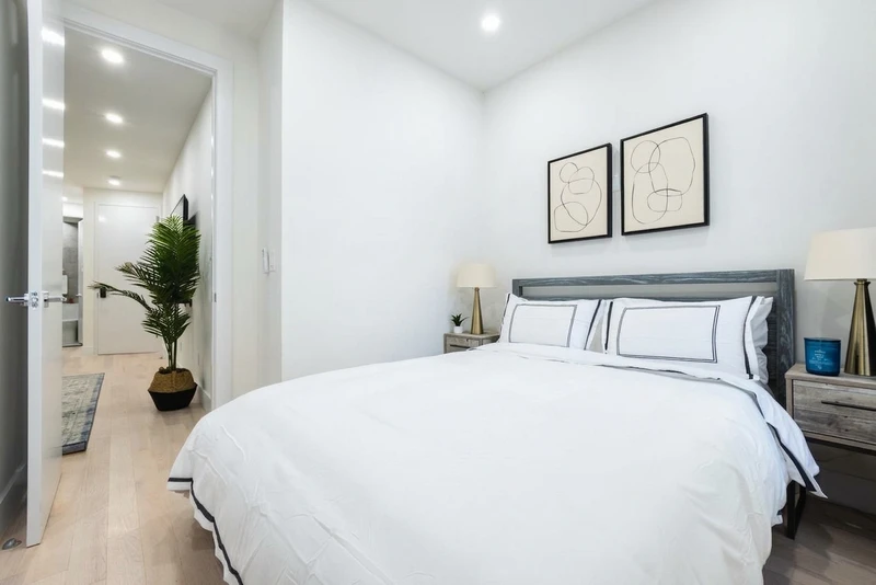 1 bedroom in Upper East Side photo 6
