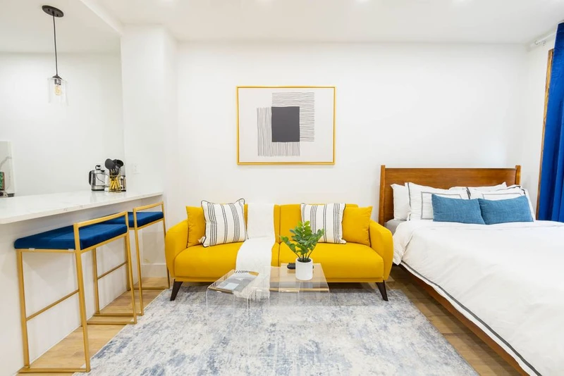 a studio in Upper East Side photo 3