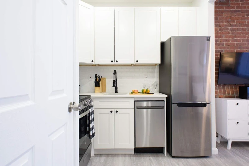 a studio in Upper East Side photo 6