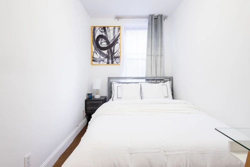 3+ bedroom in Upper East Side photo 5