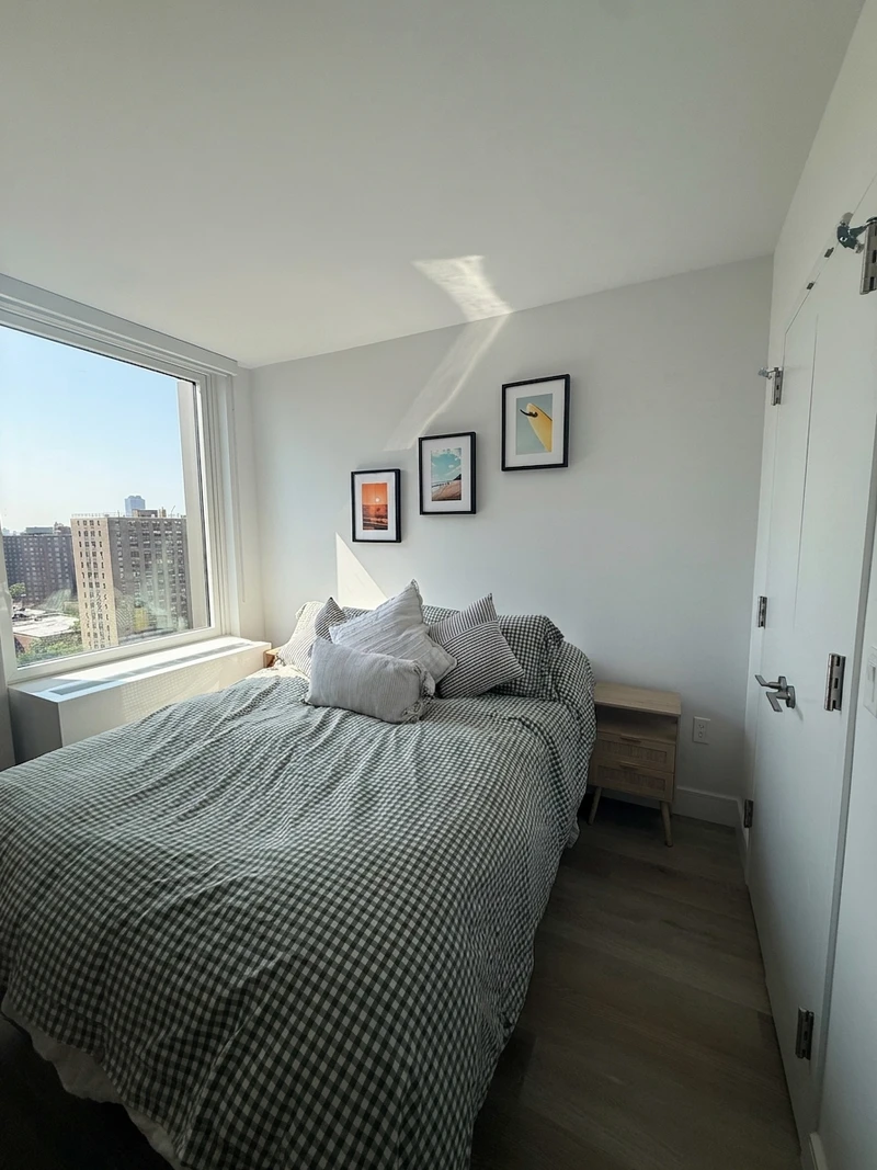 1 bedroom in East Village photo 9