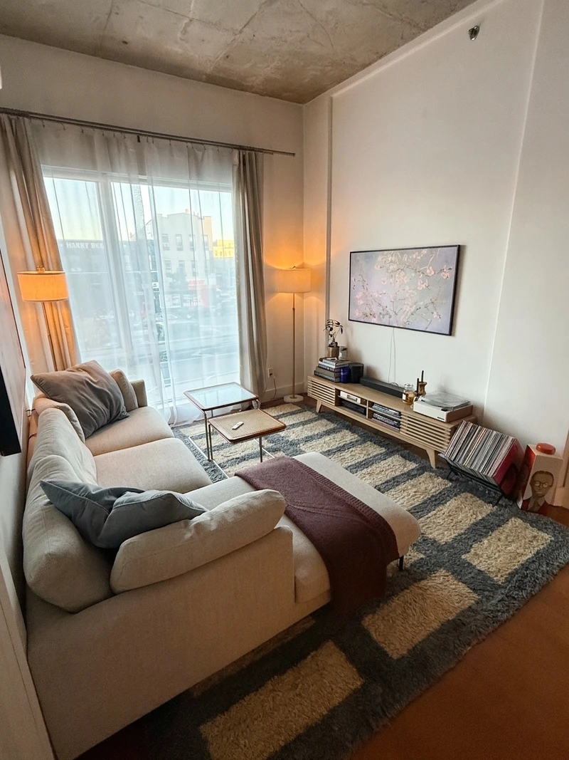 private room in Greenpoint photo 7