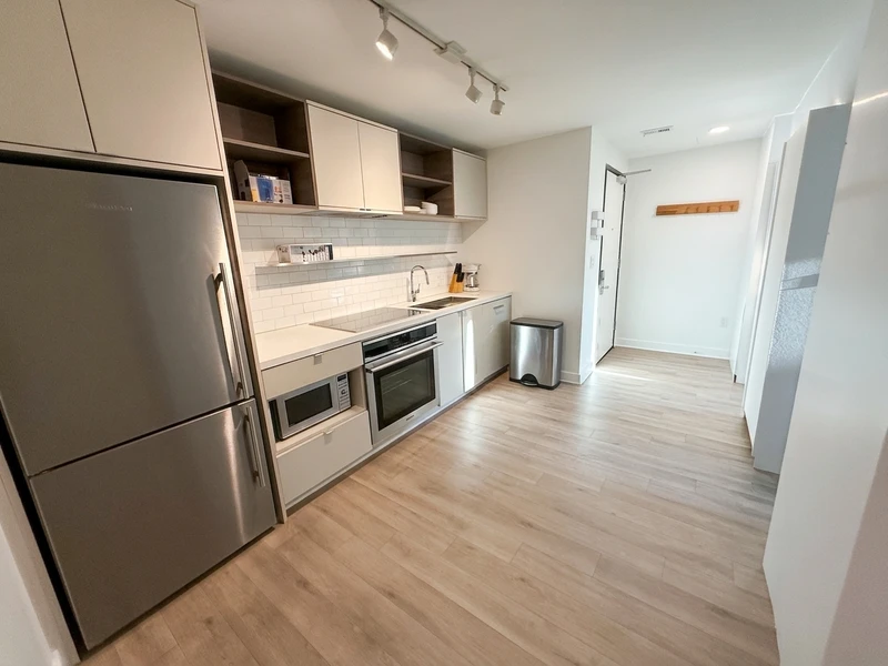 a room in Northwest Washington photo 4