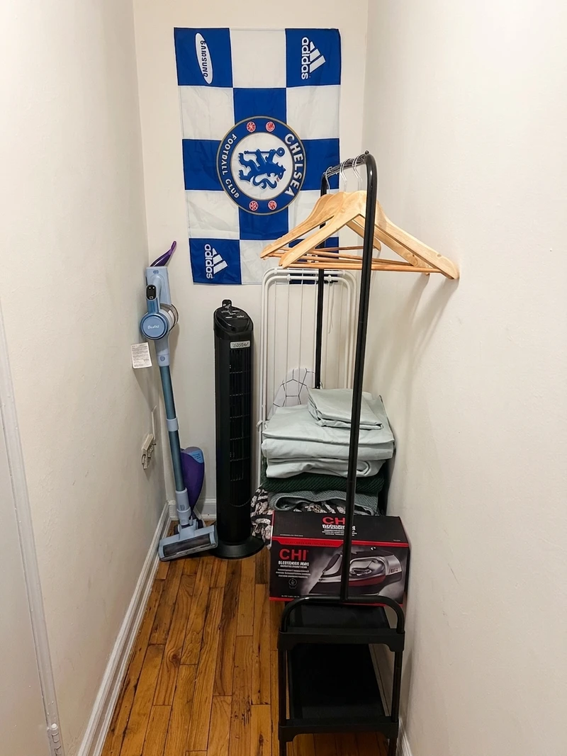 a studio in Midtown East photo 9