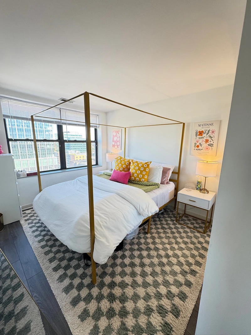 2 bedroom in Hyde Park photo 6