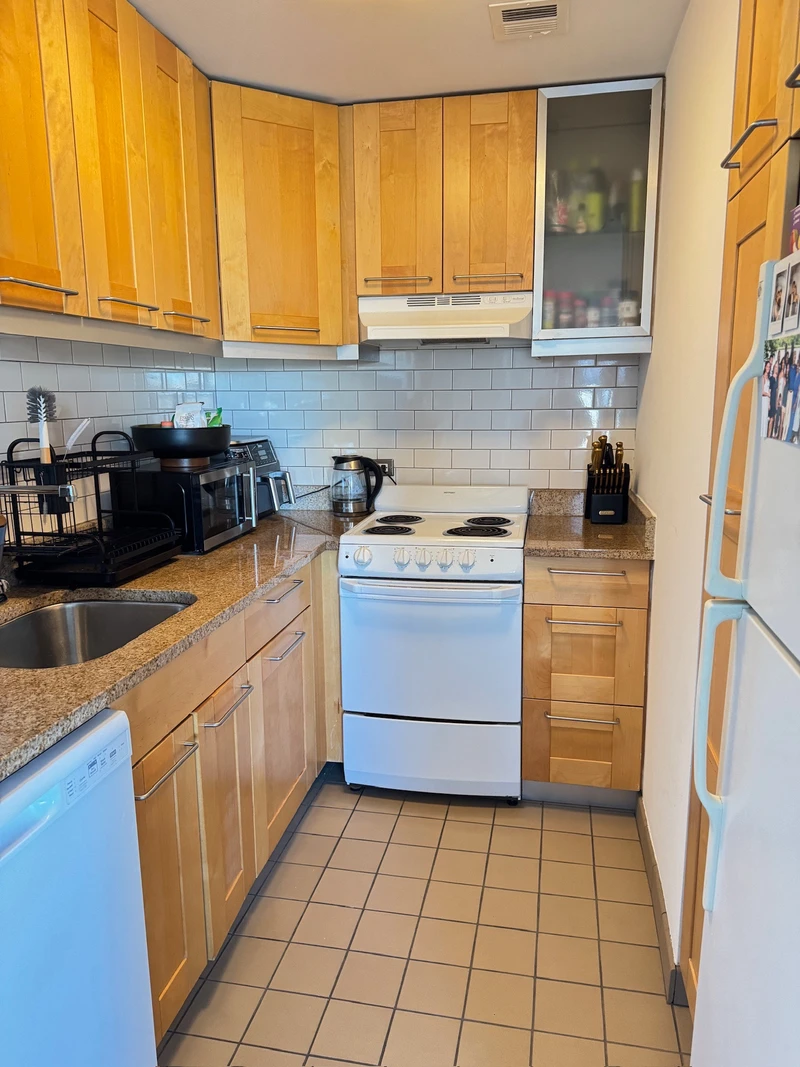 2 bedroom in Hyde Park photo 12